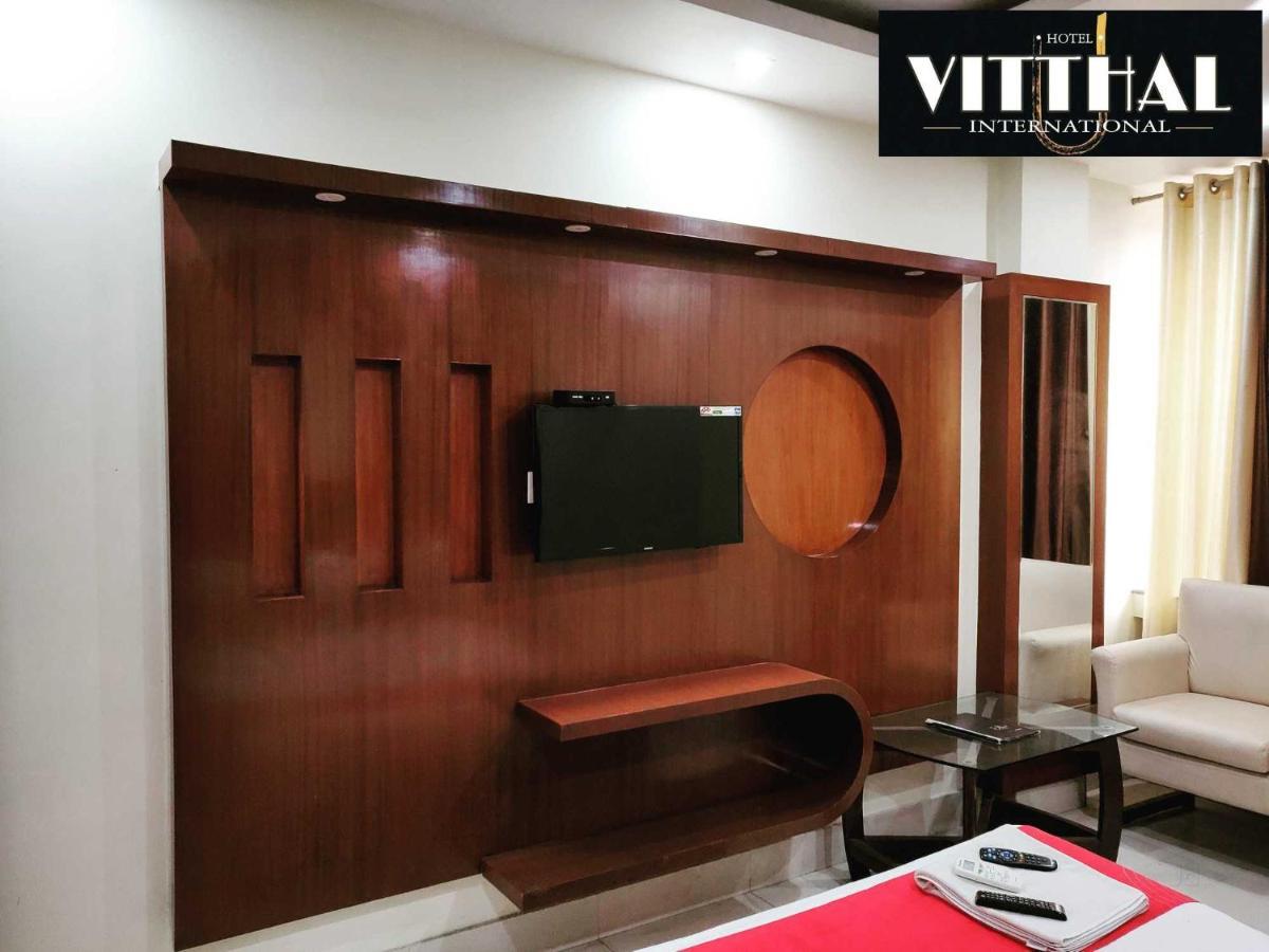 Hotel Vitthal International, Prayagraj Allāhābād Junction Екстериор снимка