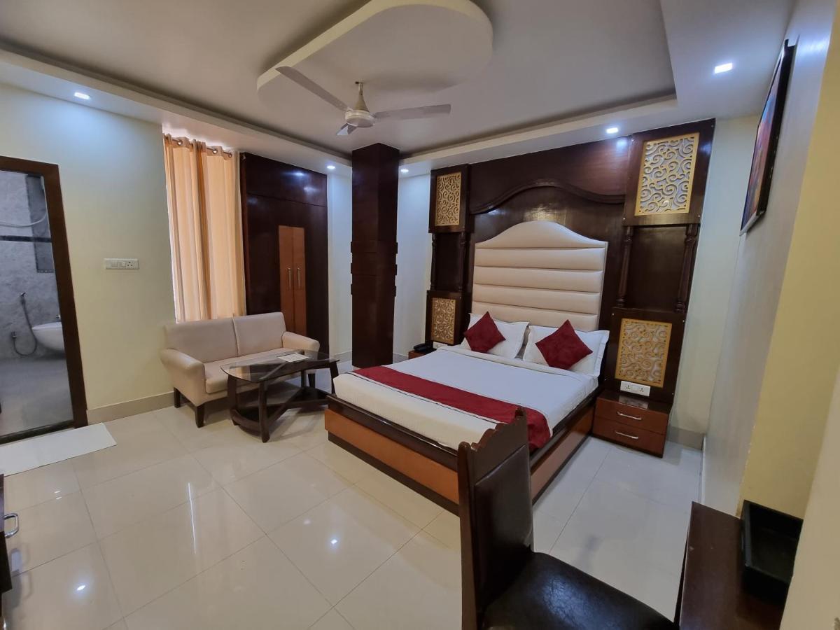 Hotel Vitthal International, Prayagraj Allāhābād Junction Екстериор снимка
