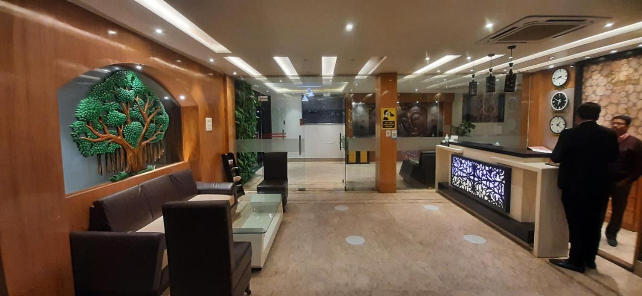 Hotel Vitthal International, Prayagraj Allāhābād Junction Екстериор снимка
