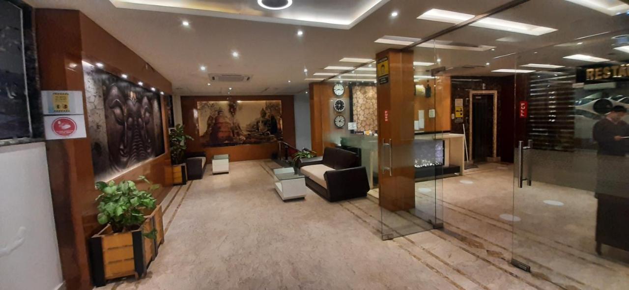 Hotel Vitthal International, Prayagraj Allāhābād Junction Екстериор снимка